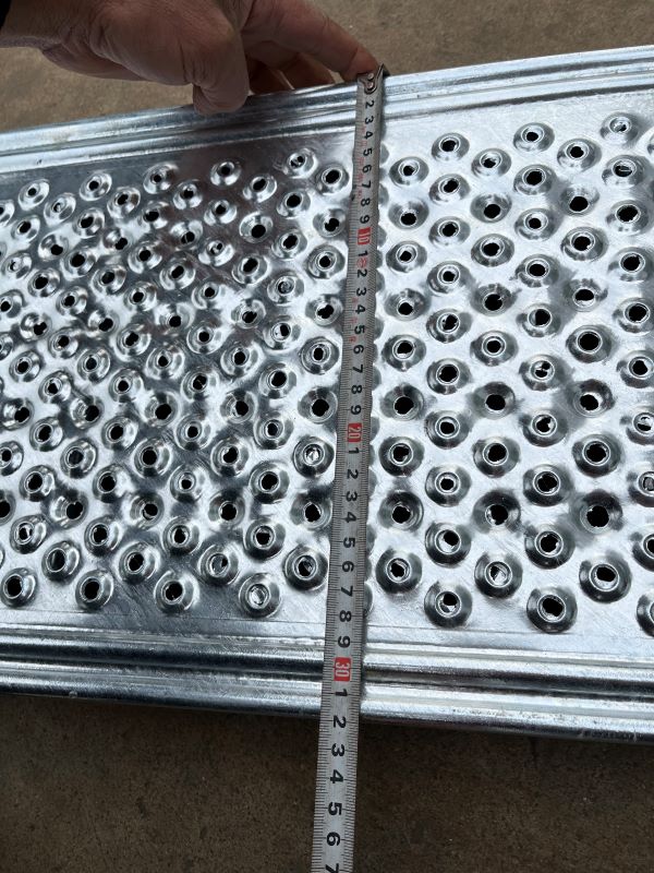 320 plank.jpg 320 plank.jpg