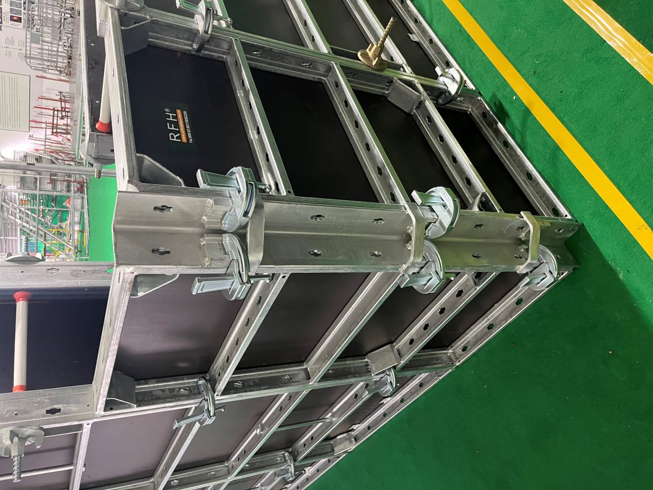 Wall formwork.jpg Wall formwork.jpg