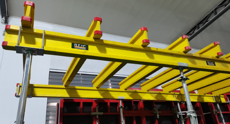 1750150071165687.png timber beam H 20 4 way u head.png