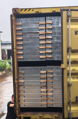 loading containrs.png loading containrs.png