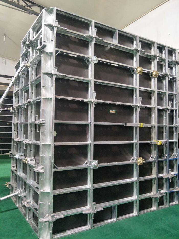 light duty wall formwork.jpg light duty wall formwork.jpg