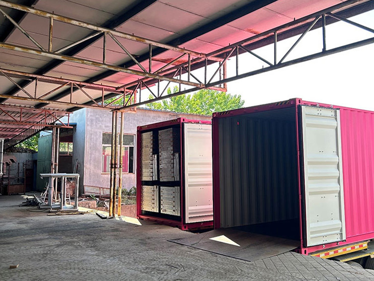 Loading Containers and Delivery